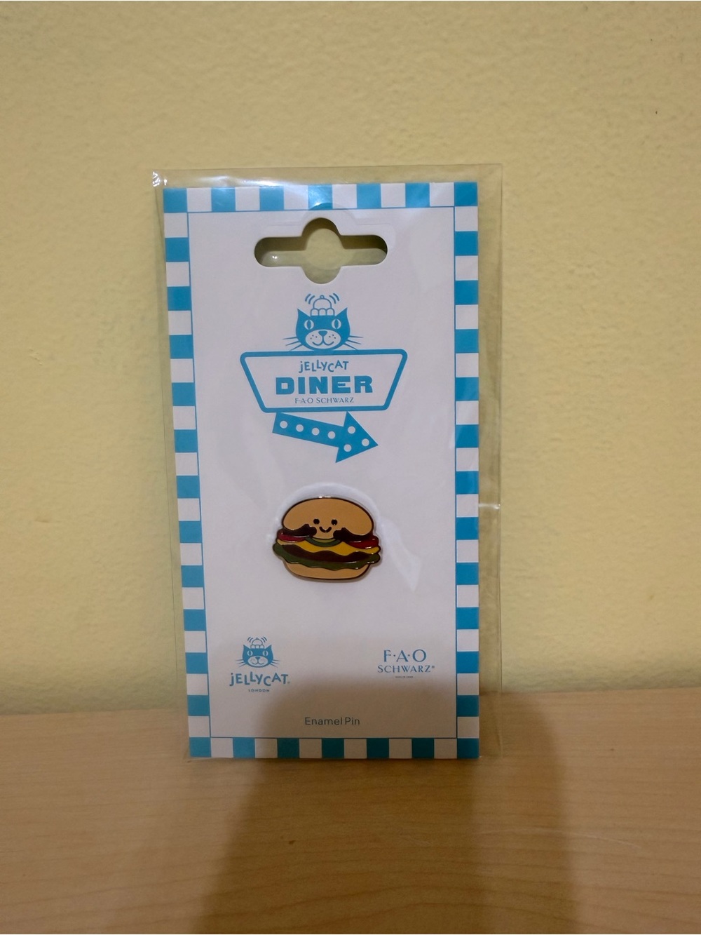 Jellycat diner pin exclusive fao nyc burger pin